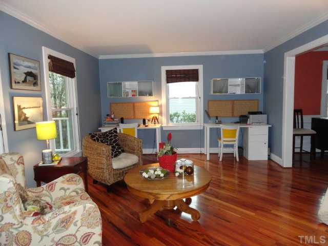 3205 Dixon Road Durham, NC 27707 - Photo 5 of 25 Living Room