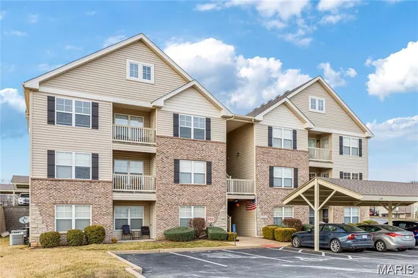 $215,000 | 532 Bramblett Hills, O'Fallon, MO 63366