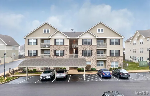 $215,000 | 532 Bramblett Hills, O'Fallon, MO 63366