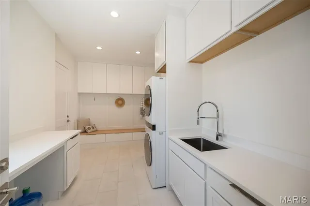 $2,375,000 | 1205 Patchwork Fields, Chesterfield, MO 63005