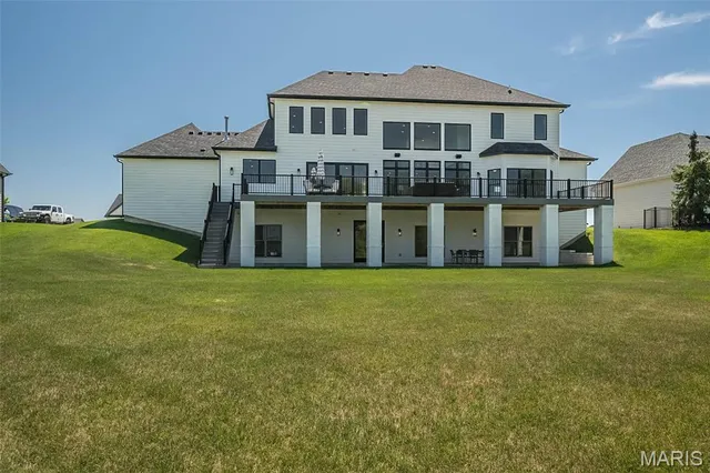 $2,375,000 | 1205 Patchwork Fields, Chesterfield, MO 63005