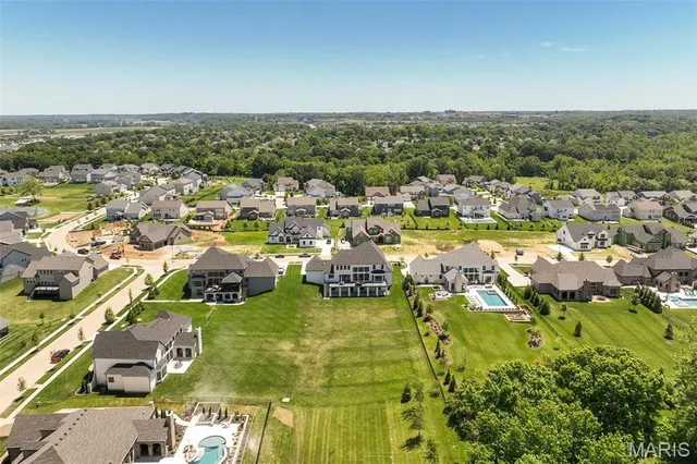 $2,375,000 | 1205 Patchwork Fields, Chesterfield, MO 63005