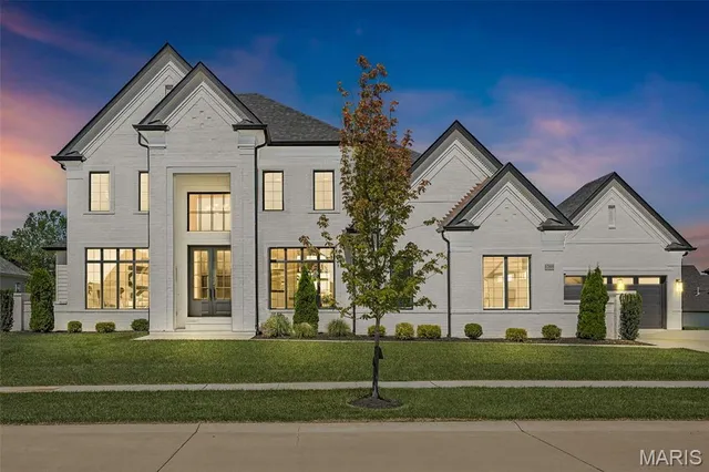 $2,375,000 | 1205 Patchwork Fields, Chesterfield, MO 63005