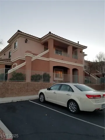 $325,000 | 10525 Autumn Pine Avenue, Unit 205, Las Vegas, NV 89144