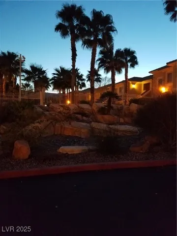 $325,000 | 10525 Autumn Pine Avenue, Unit 205, Las Vegas, NV 89144