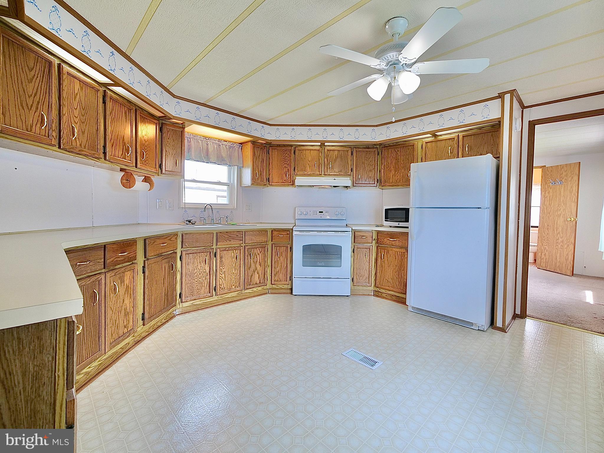 722 Berry Road Wilmington, DE 19810 - Photo 11 of 32 Gallery Image 11