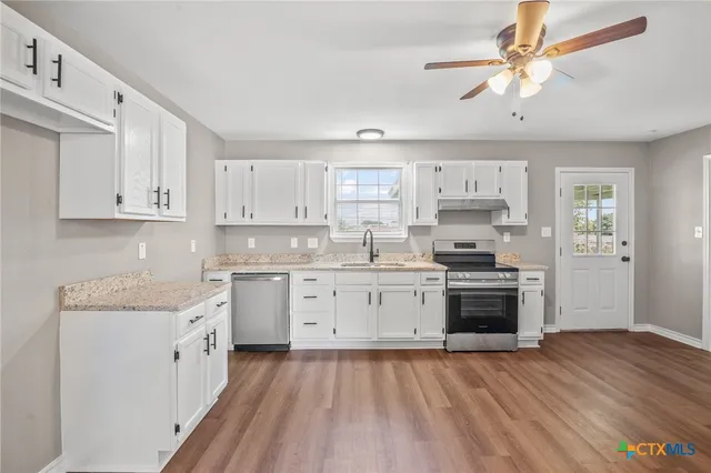 $229,900 | 939 North San Patricio Street, Goliad, TX 77963