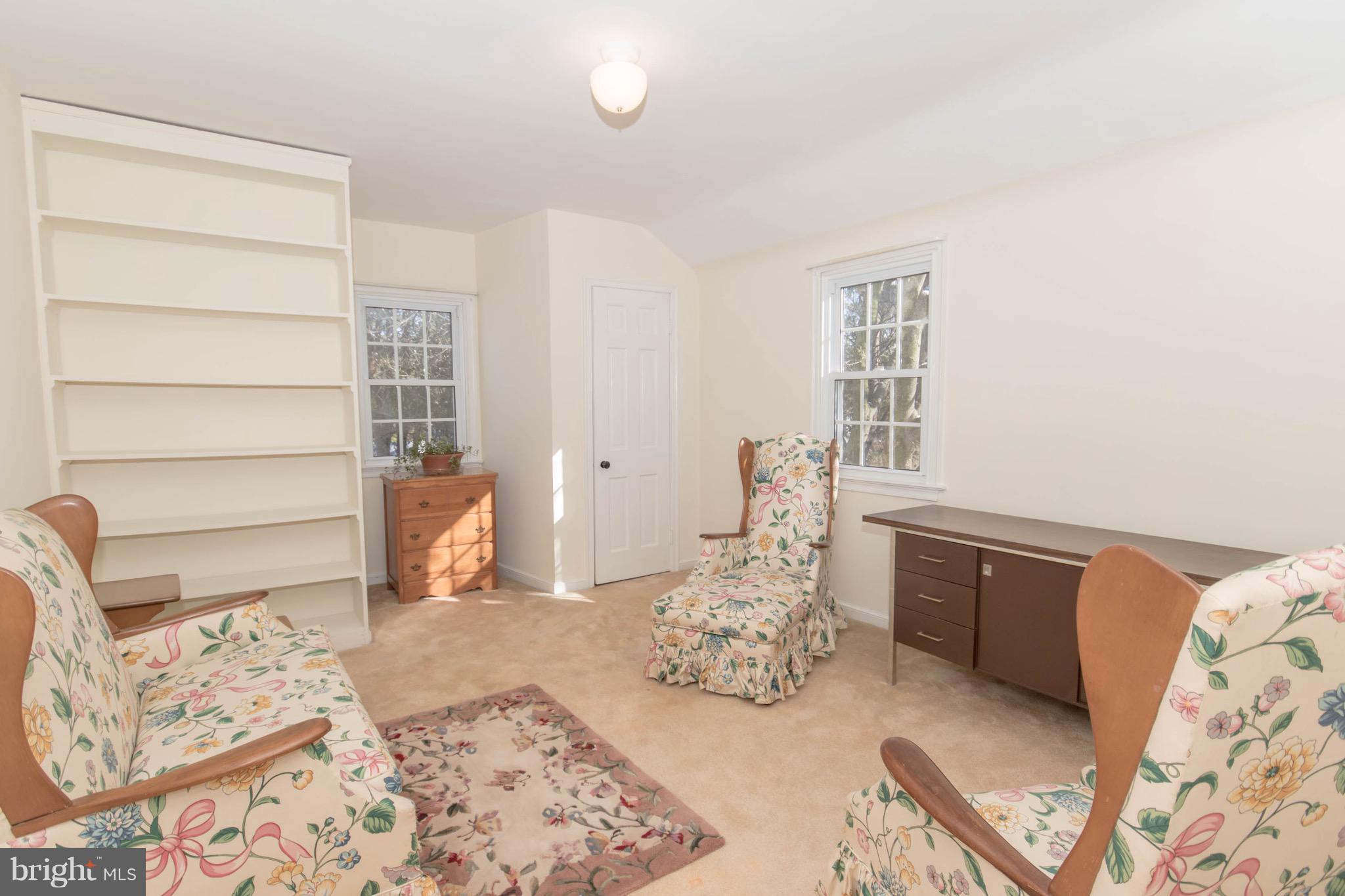 214 Twining Road Oreland, PA 19075 - Photo 8 of 12 Gallery Image 8