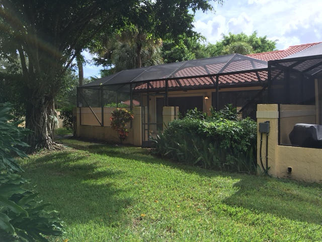 19960 Rima Circle Boca Raton, FL 33434 - Photo 29 of 29 Rear View 4