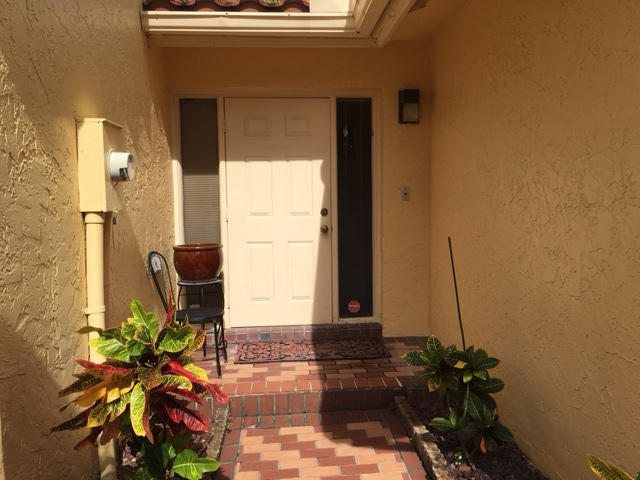 19960 Rima Circle Boca Raton, FL 33434 - Photo 4 of 29 Front Door Entrance