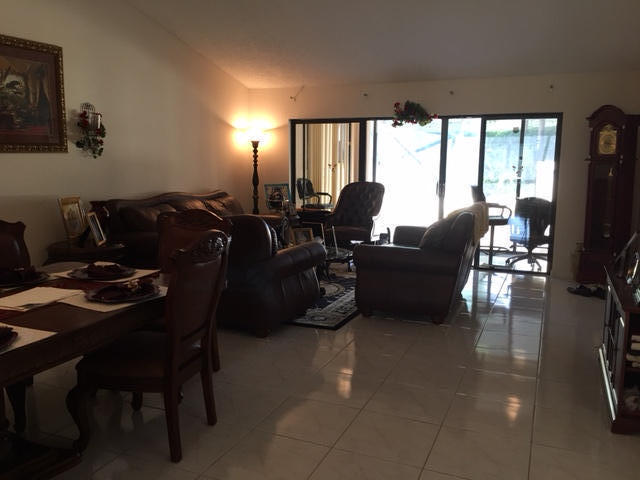 19960 Rima Circle Boca Raton, FL 33434 - Photo 9 of 29 Living Area 2