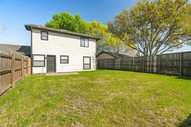 $2,050 | 3709 Bond Street, Rowlett, TX 75088