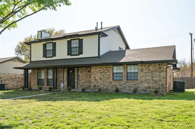 $2,050 | 3709 Bond Street, Rowlett, TX 75088