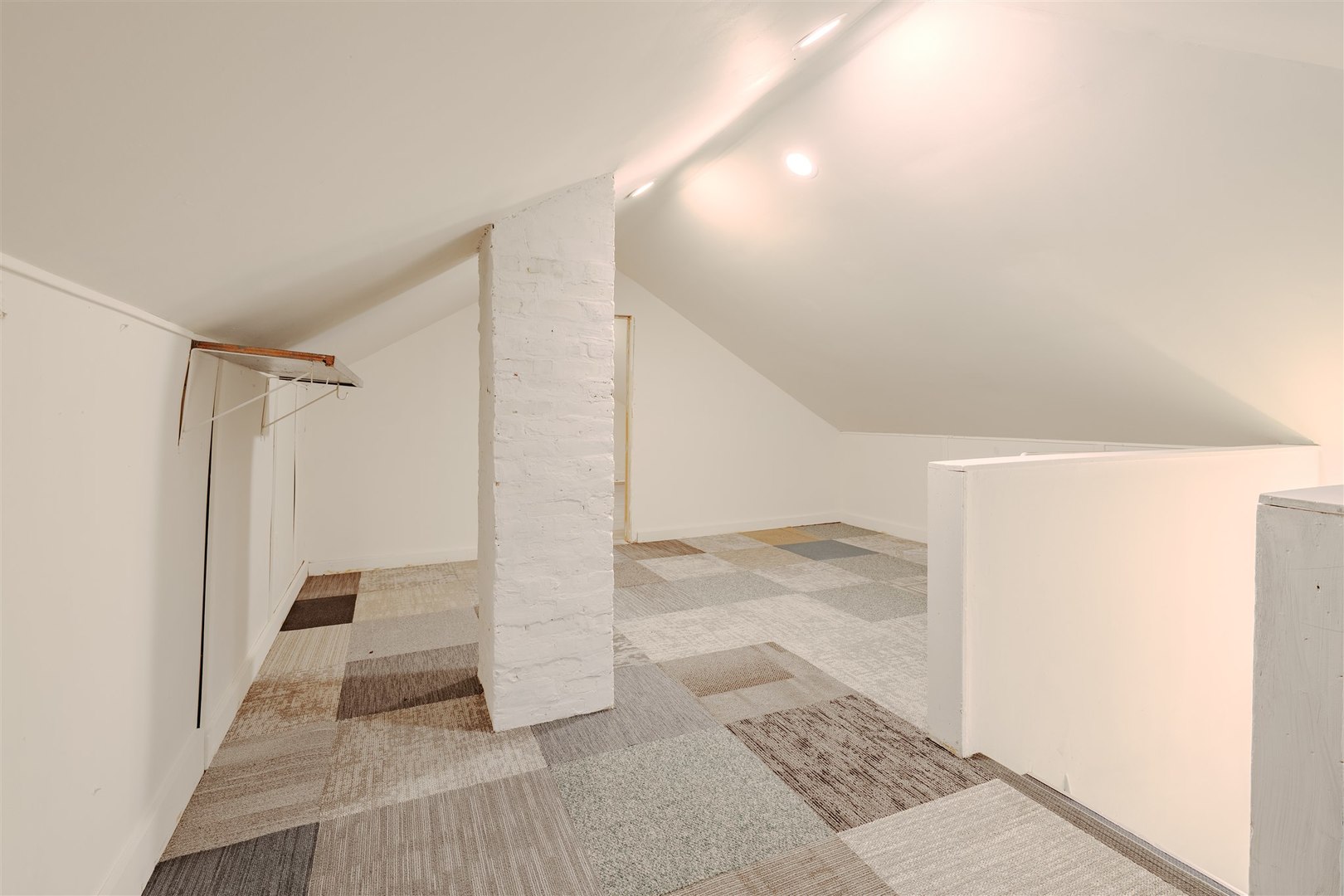 804 North Walnut Street Pontiac, IL 61764 - Photo 21 of 38 a view of an empty room