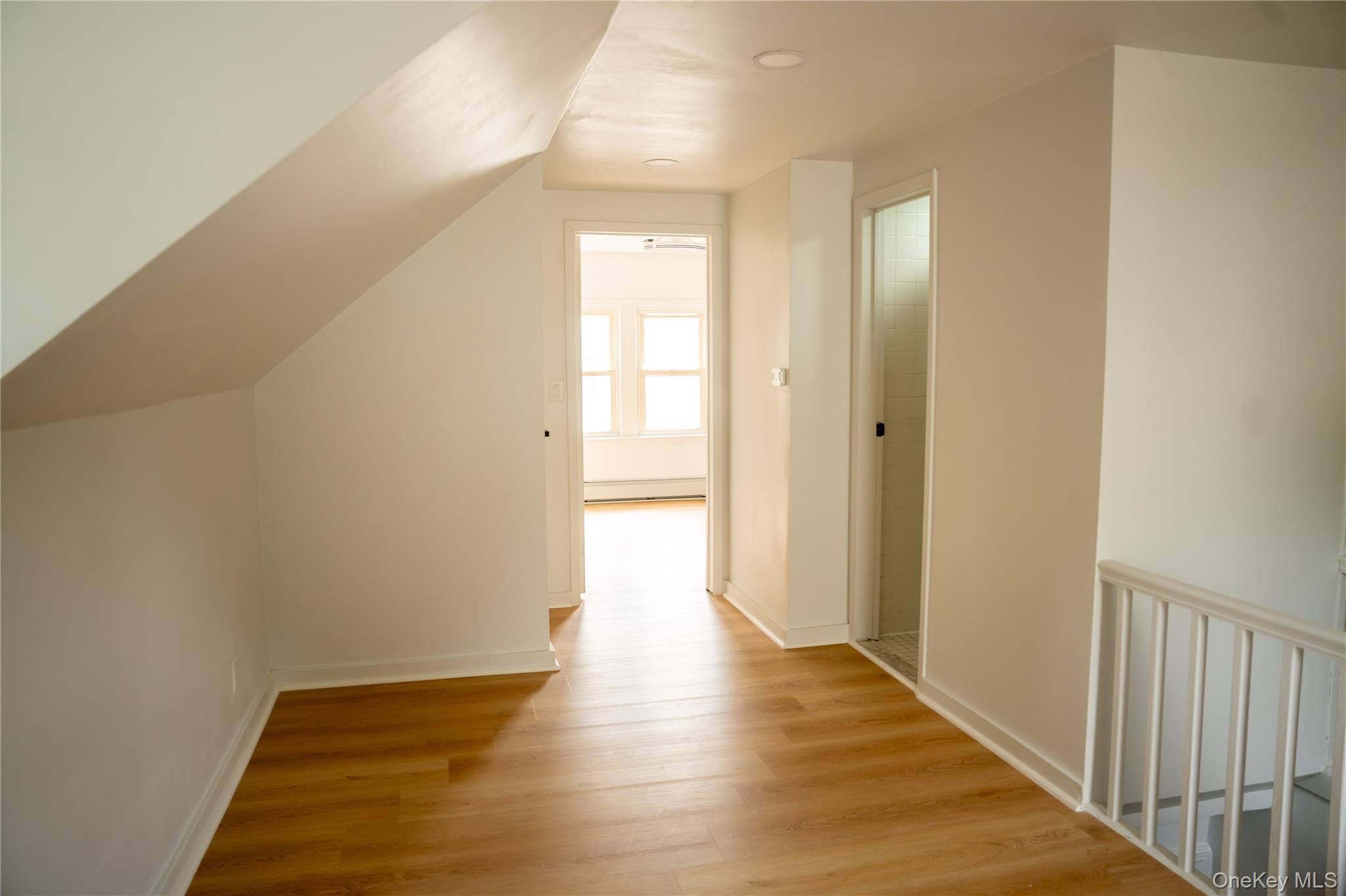 586 Stratford Road Baldwin, NY 11510 - Photo 18 of 36 Gallery Image 18