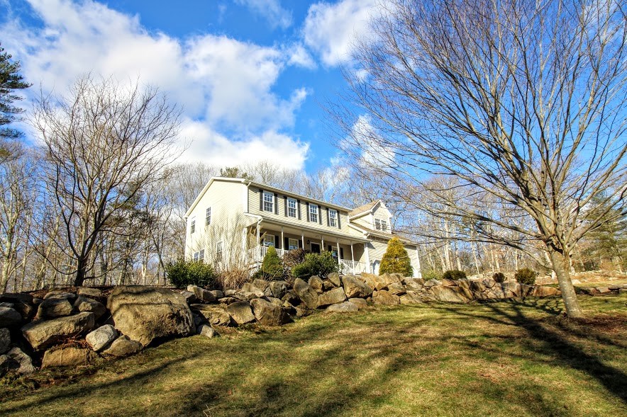 6 Cobblestone Hill Road Exeter, RI 02822 - Photo 4 of 39