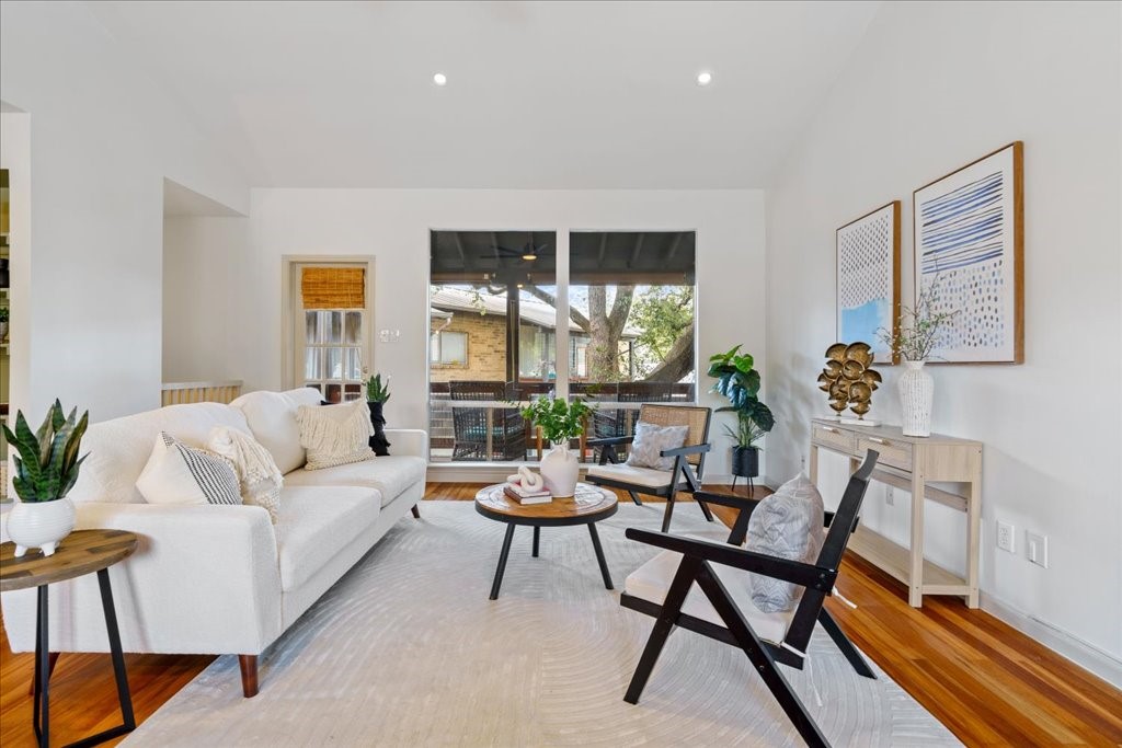 1100 Azie Morton Road, Unit 1110 Austin, TX 78704 - Photo 1 of 1 Gallery Image 1