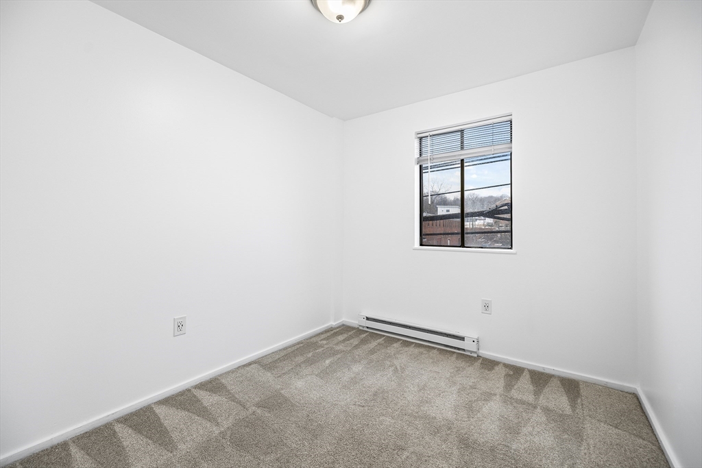 64 Foster Street, Unit 105 Peabody, MA 01960 - Photo 18 of 22