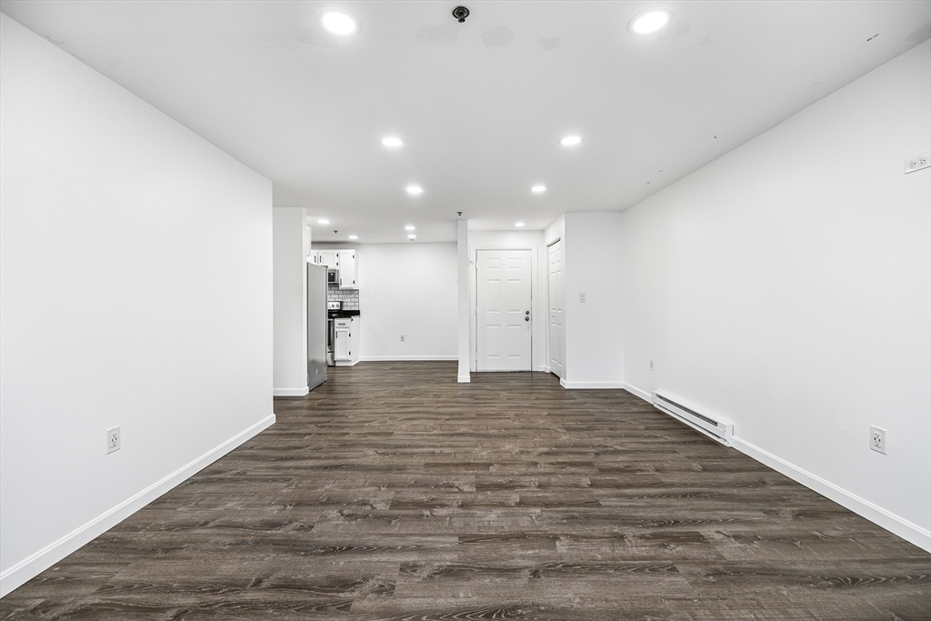 64 Foster Street, Unit 105 Peabody, MA 01960 - Photo 6 of 22