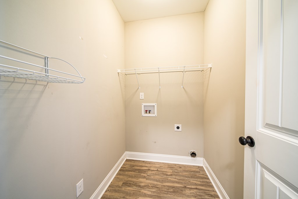 7860 Lloyd Road Columbus, GA 31909 - Photo 5 of 26 Gallery Image 5