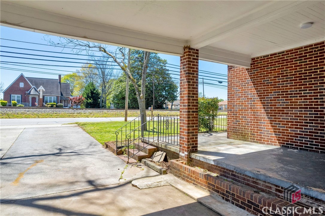 1222 South Broad Street Commerce, GA 30529 - Photo 12 of 48 Gallery Image 12