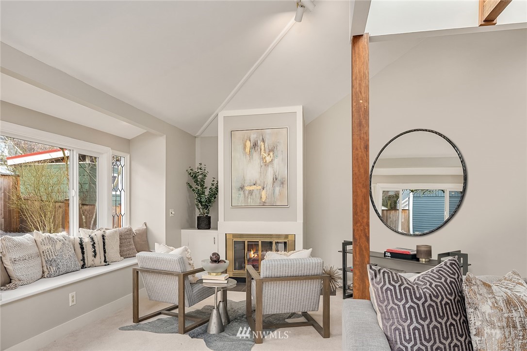 1215 17th Avenue East Seattle, WA 98112 - Photo 18 of 39