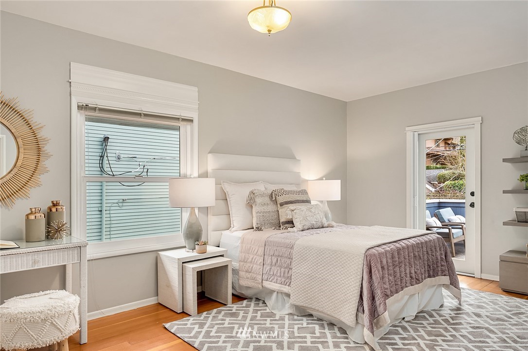 1215 17th Avenue East Seattle, WA 98112 - Photo 26 of 39