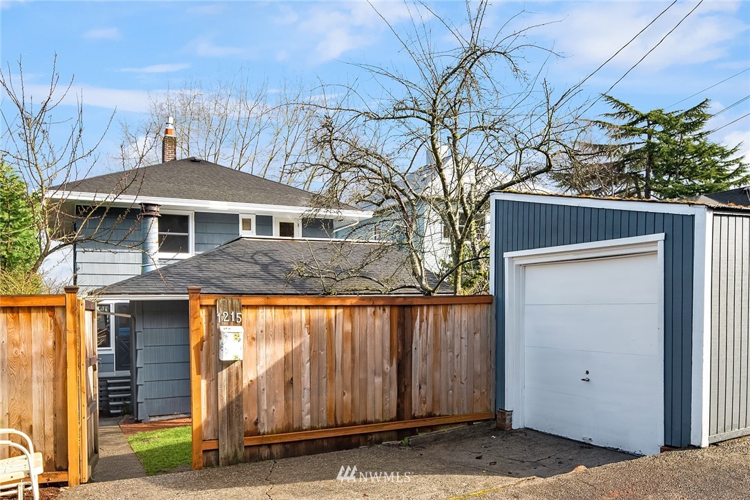 1215 17th Avenue East Seattle, WA 98112 - Photo 35 of 39