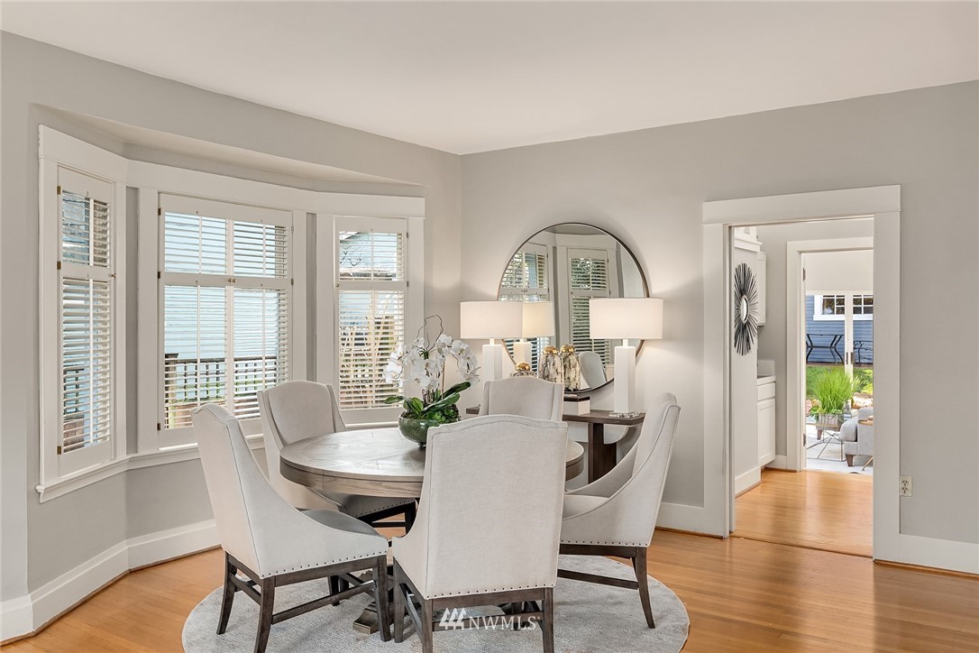 1215 17th Avenue East Seattle, WA 98112 - Photo 9 of 39