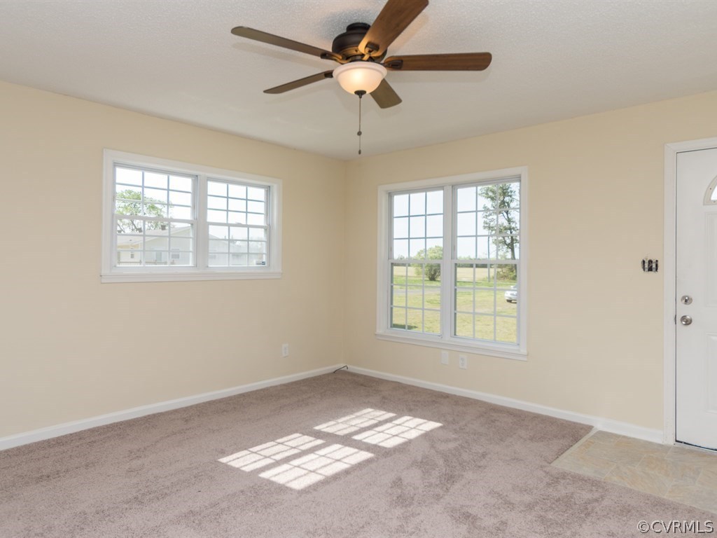 8406 Holdsworth Road Disputanta, VA 23842 - Photo 5 of 19