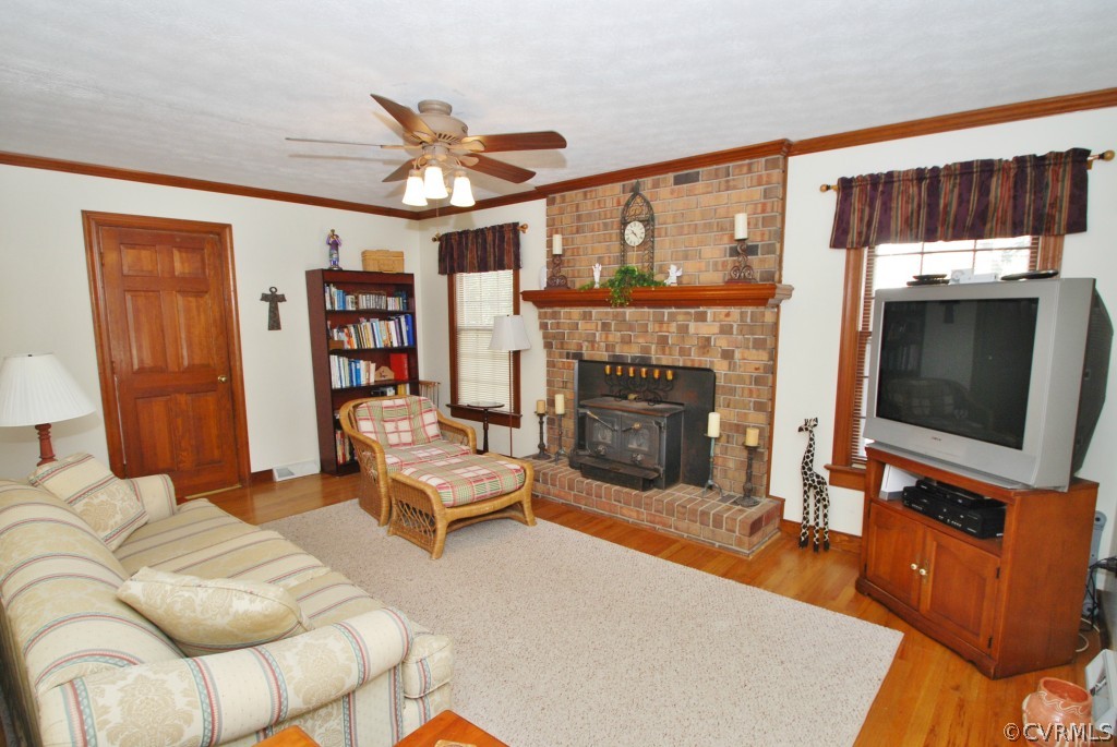 11119 Rockledge Road North Chesterfield, VA 23235 - Photo 4 of 24 Gallery Image 4