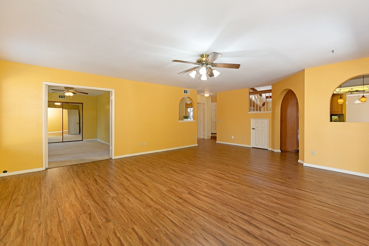 1572 Glacier Road Oceanside, CA 92056 - Photo 12 of 25 Gallery Image 12