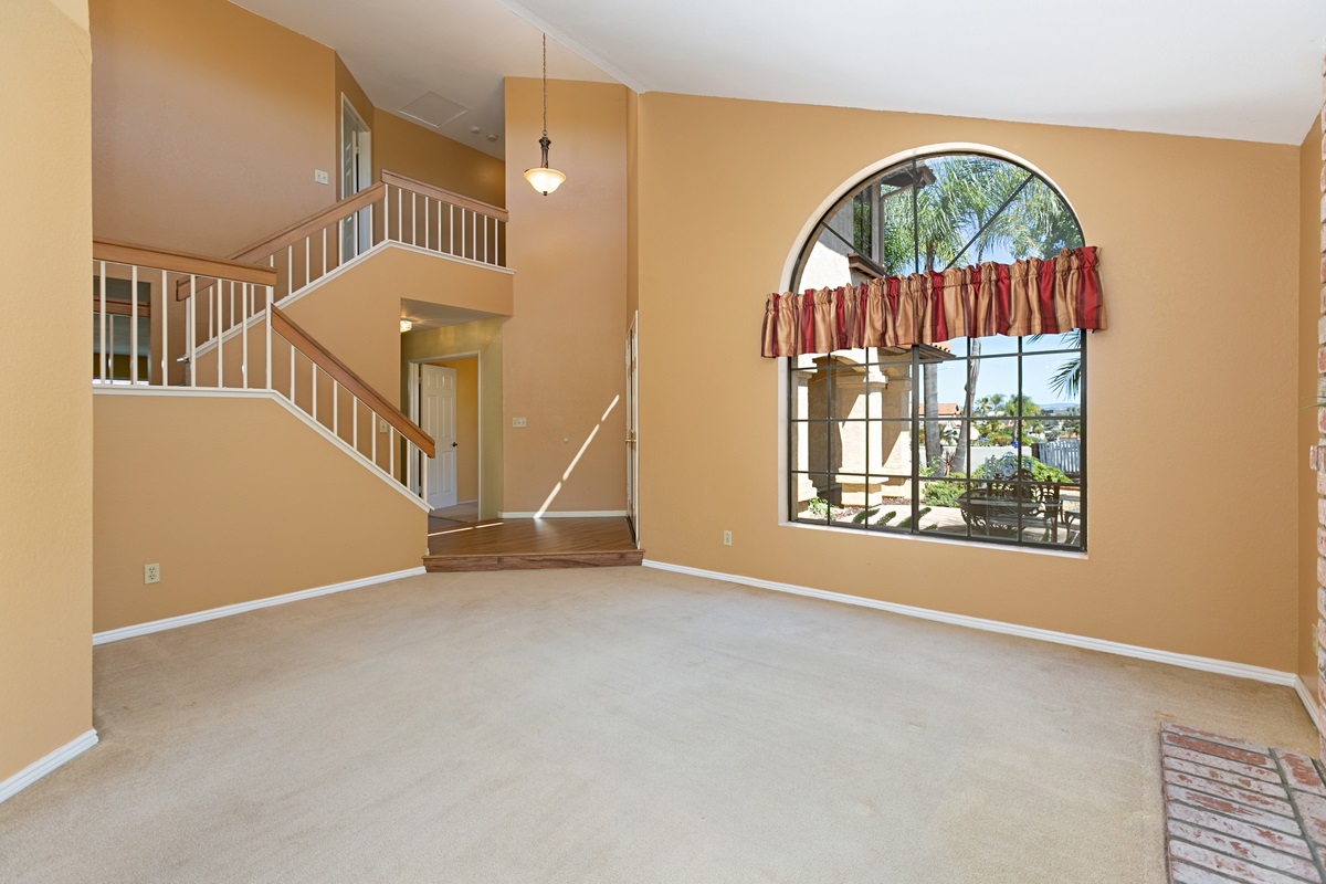 1572 Glacier Road Oceanside, CA 92056 - Photo 6 of 25 Gallery Image 6