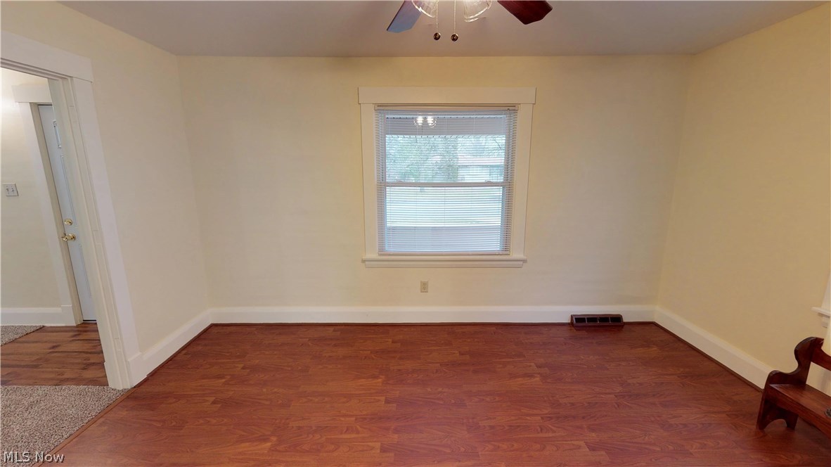 92 South Raccoon Road Youngstown, OH 44515 - Photo 9 of 27 Gallery Image 9