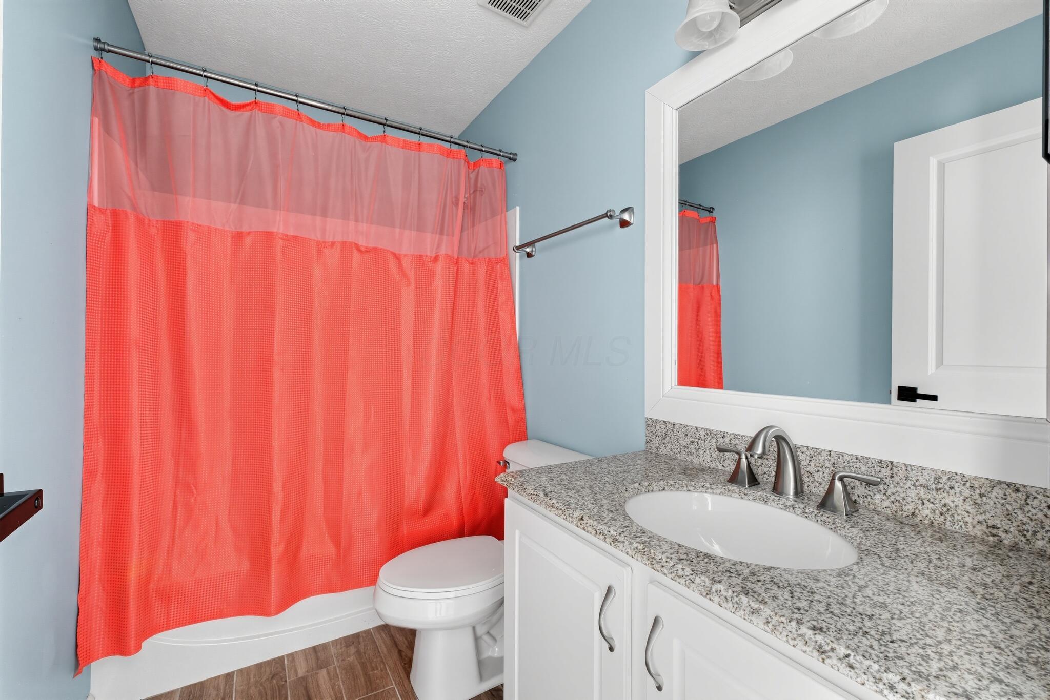 6241 Needletail Road, Unit 32 Columbus, OH 43230 - Photo 14 of 19 14_6241_Needletail_Rd-Bathroom-3590