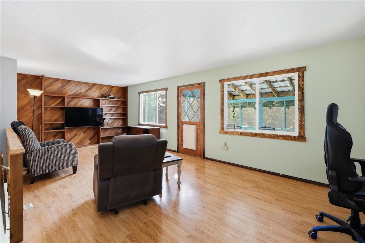 2541 Nicholson Road Elk, WA 99009 - Photo 9 of 36