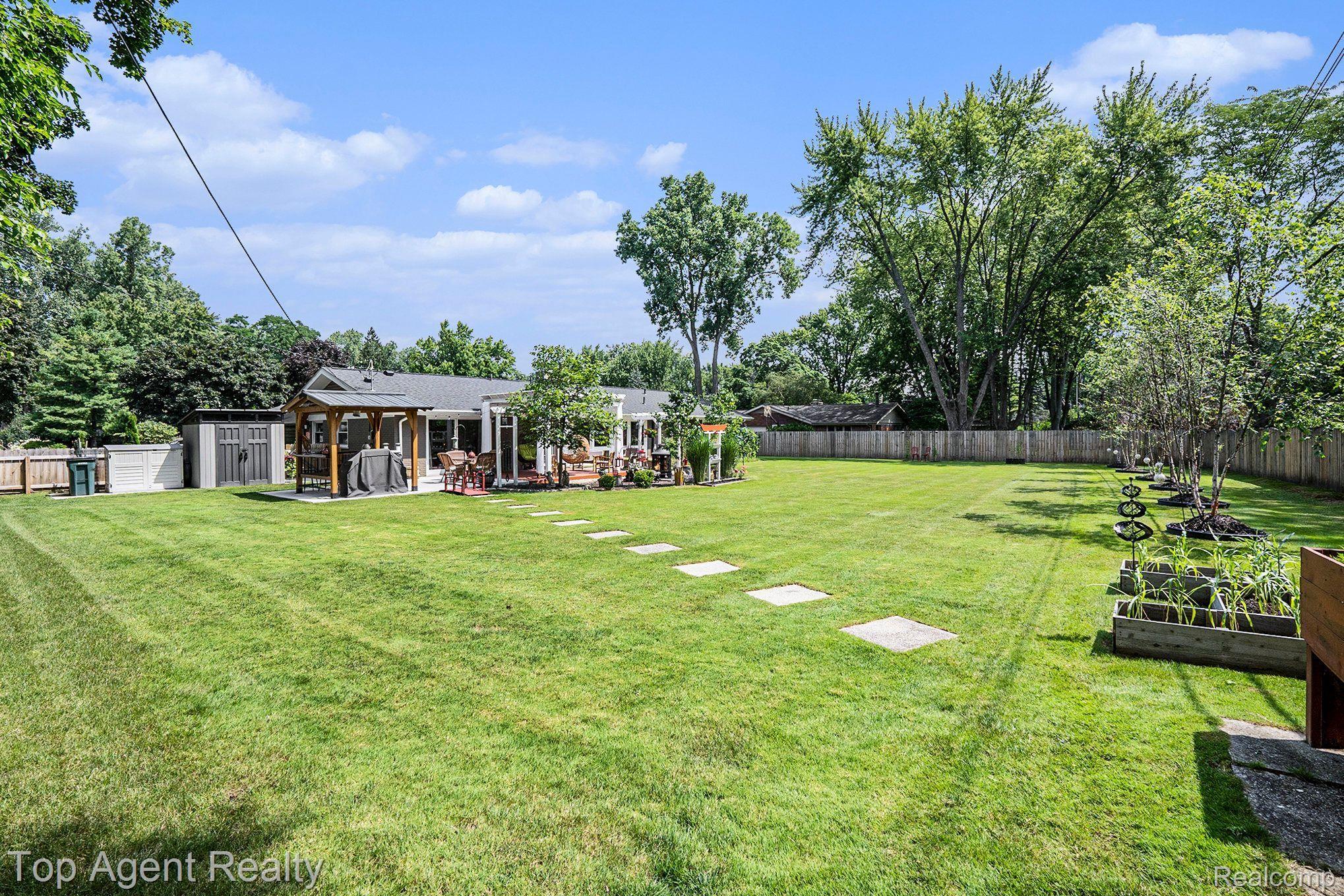 3441 Wendover Road Troy, MI 48084 - Photo 37 of 40 Gallery Image 37