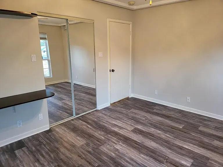 5728 Rockhill Road Fort Worth, TX 76112 - Photo 18 of 31