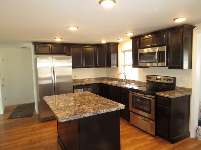 2 Middle Road, Unit 2 Plaistow, NH 03865 - Photo 3 of 18 Gallery Image 3