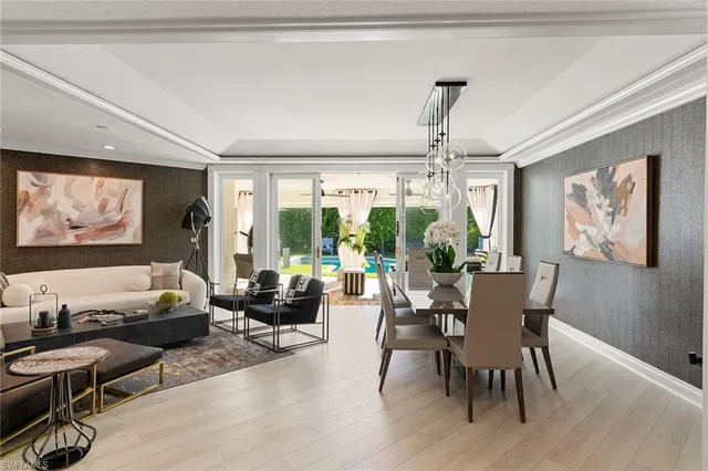 $2,995,000 | 2570 Crayton Road, Naples, FL 34103