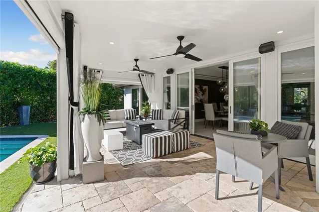 $2,995,000 | 2570 Crayton Road, Naples, FL 34103