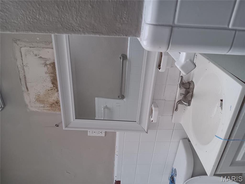 4607 Fletcher Street St. Louis, MO 63121 - Photo 7 of 12