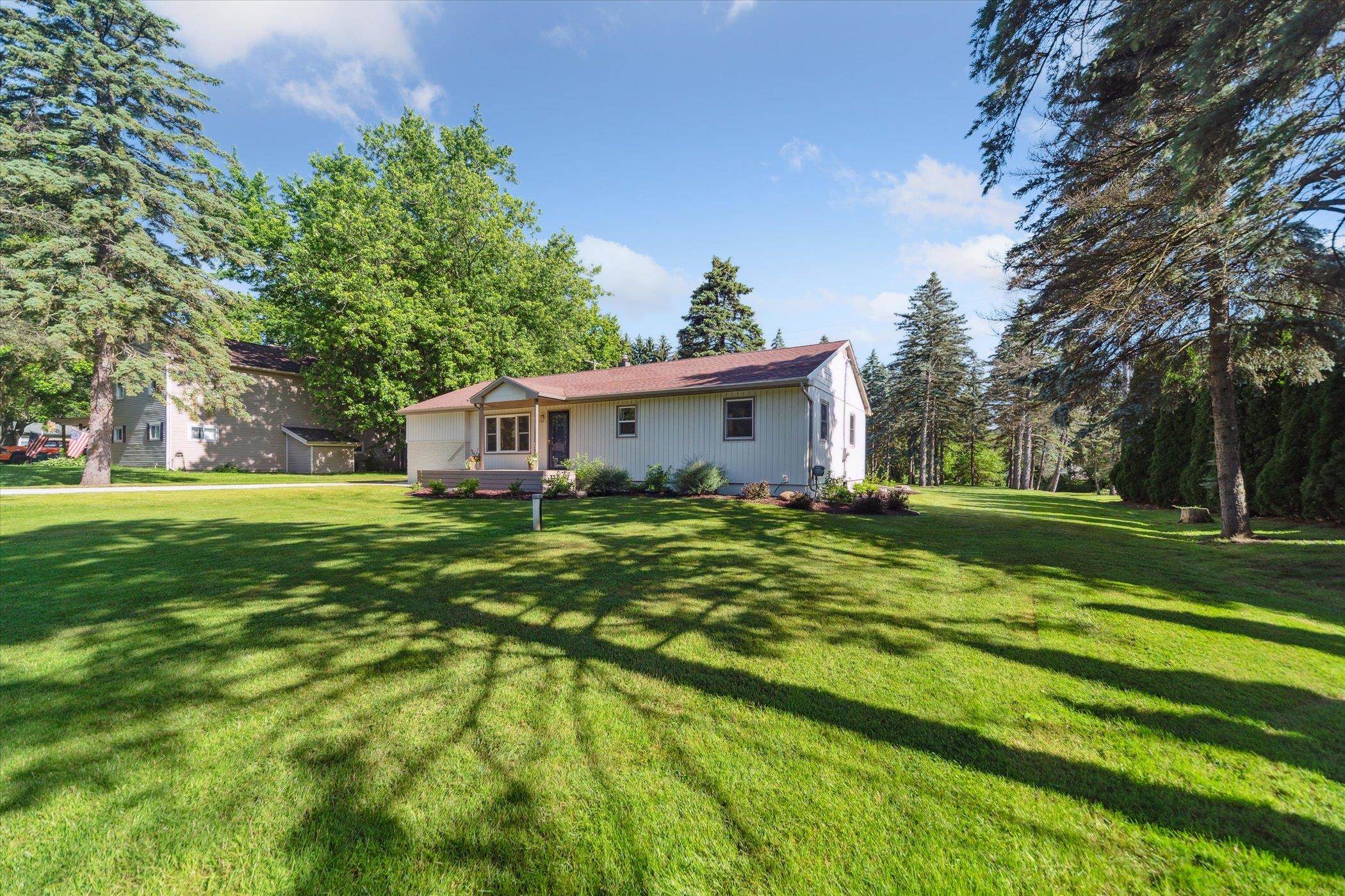 880 West Wilkinson Road Owosso, MI 48867 - Photo 6 of 37 50144791-af4623c0-346b-4521-92cd-d0c5fd02e707.JPG
