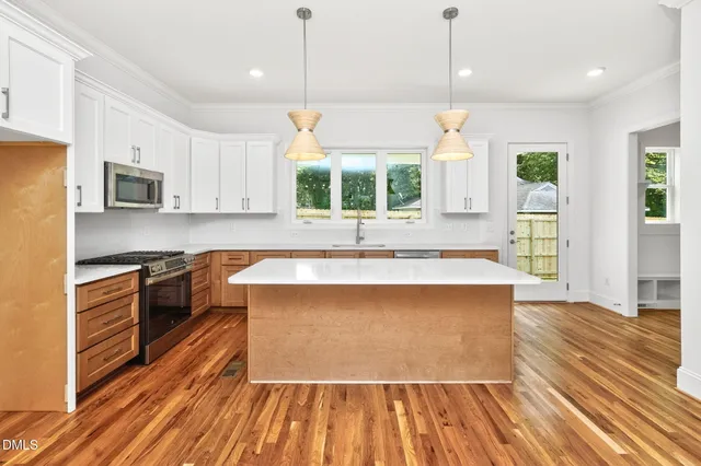 $549,900 | 901 Deboy Street, Raleigh, NC 27606