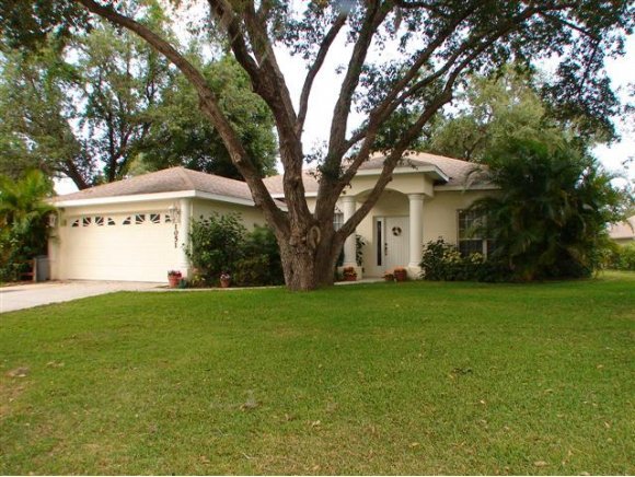 1051 Meadowbrook Road Northeast Palm Bay, FL 32905 - Photo 1 of 12 Primary Photo