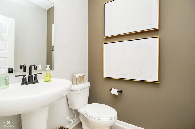 $494,900 | 562 Corbin Way, Avon, IN 46123