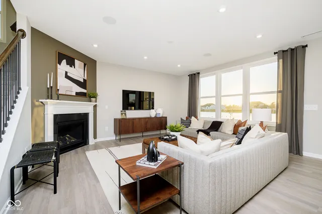 $494,900 | 562 Corbin Way, Avon, IN 46123