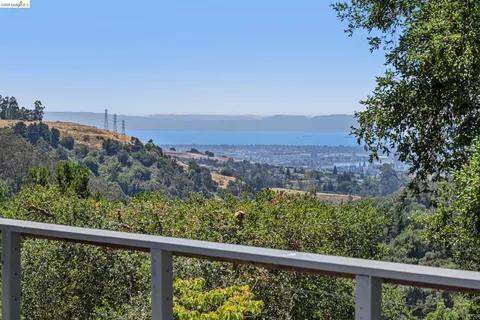 $2,499,000 | 2223 Tunnel Road, Oakland, CA 94611