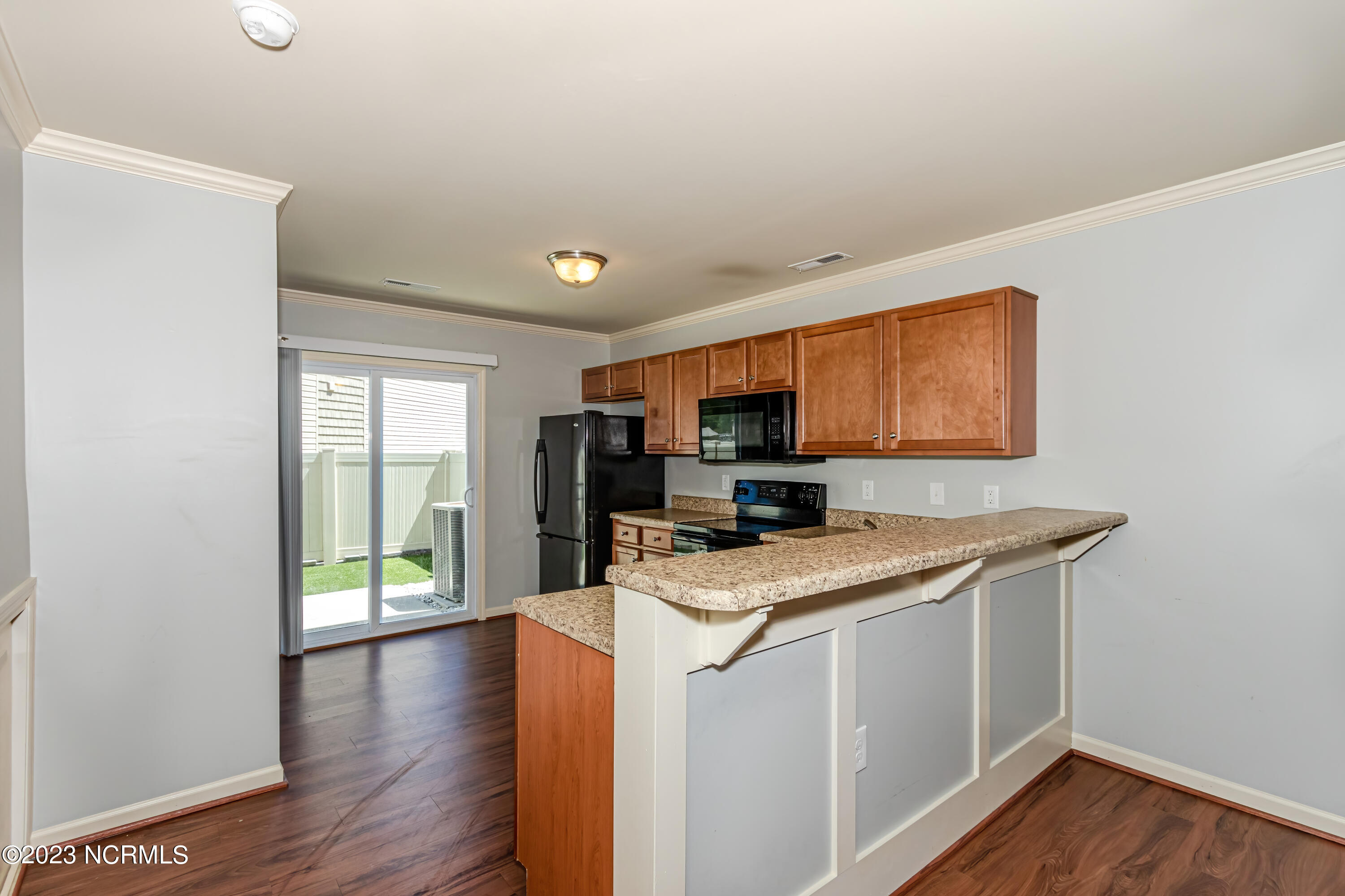 410 Sullivan Loop Road Midway Park, NC 28544 - Photo 11 of 36 rp (4 of 29)