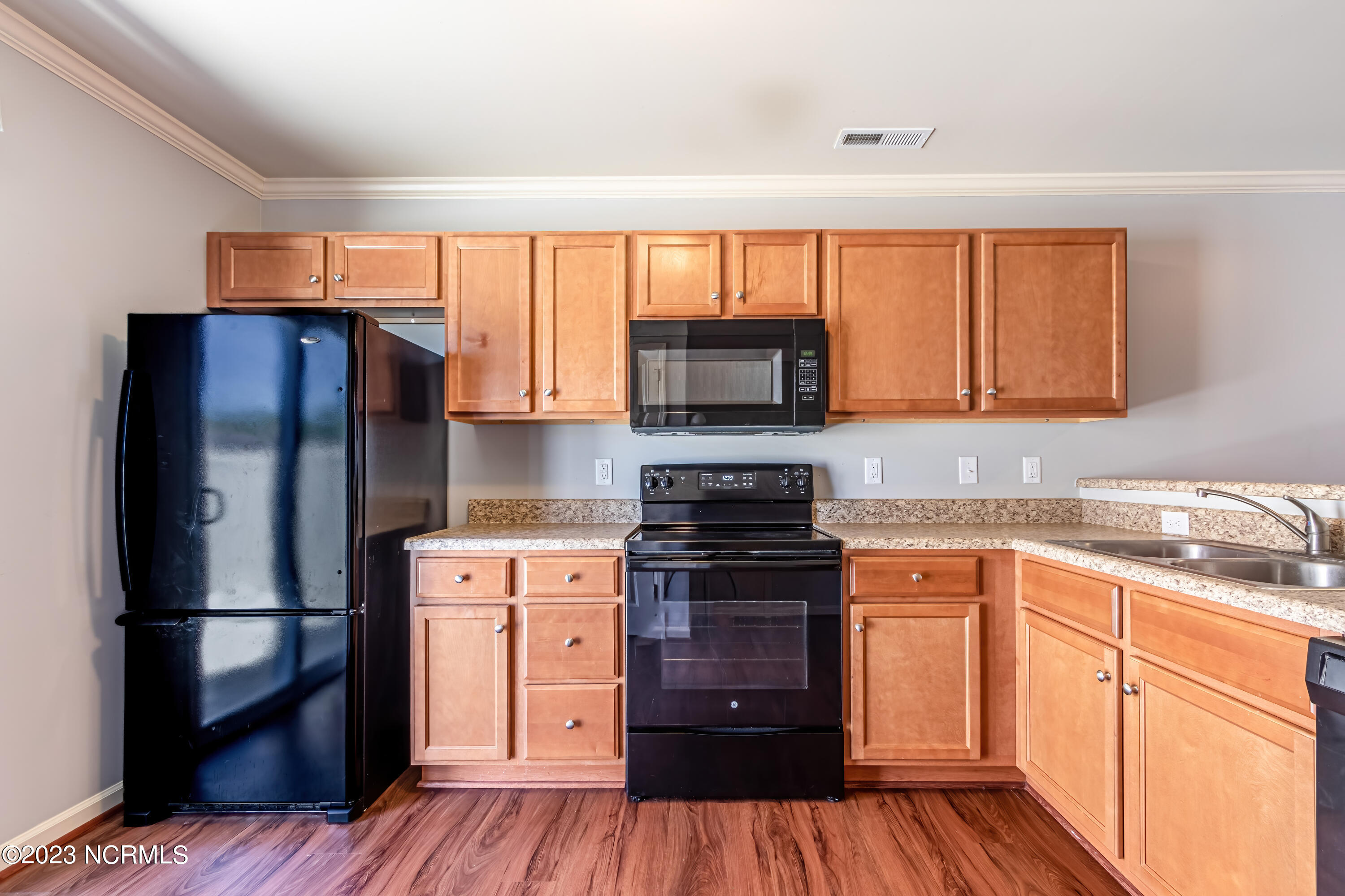 410 Sullivan Loop Road Midway Park, NC 28544 - Photo 18 of 36 rp (11 of 29)